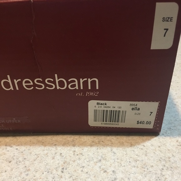 Shoes - Picture 2 of 5